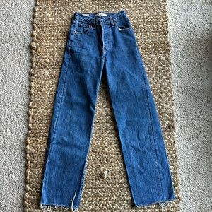 Levi’s | Ribcage Straight Jeans